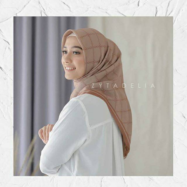 ZYTADELIA IDENTITY - PENNY