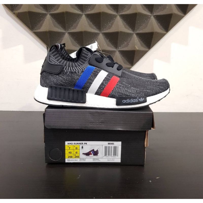 Adidas Nmd R1 Tricolor