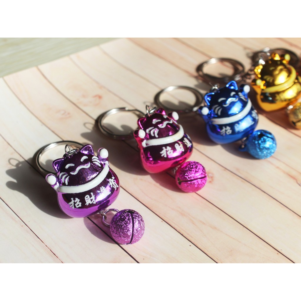 Aksesoris / Gantungan Kunci Kucing Keberuntungan Maneki Neko