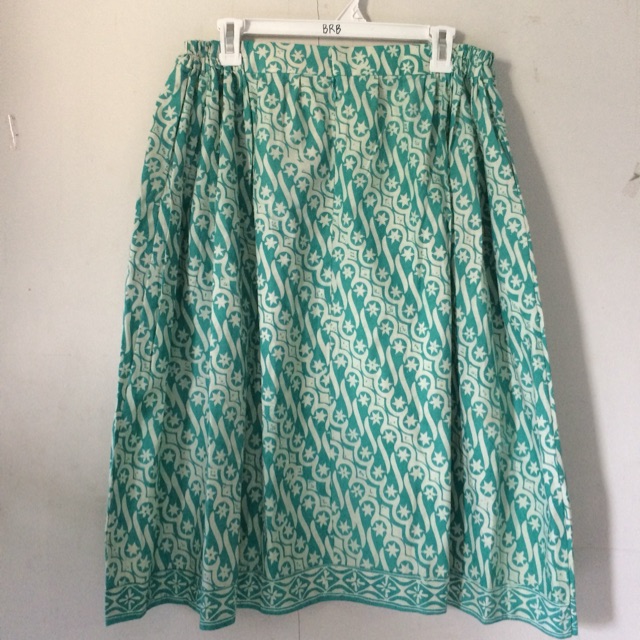 ROK BATIK CAP HIJAU PARANG