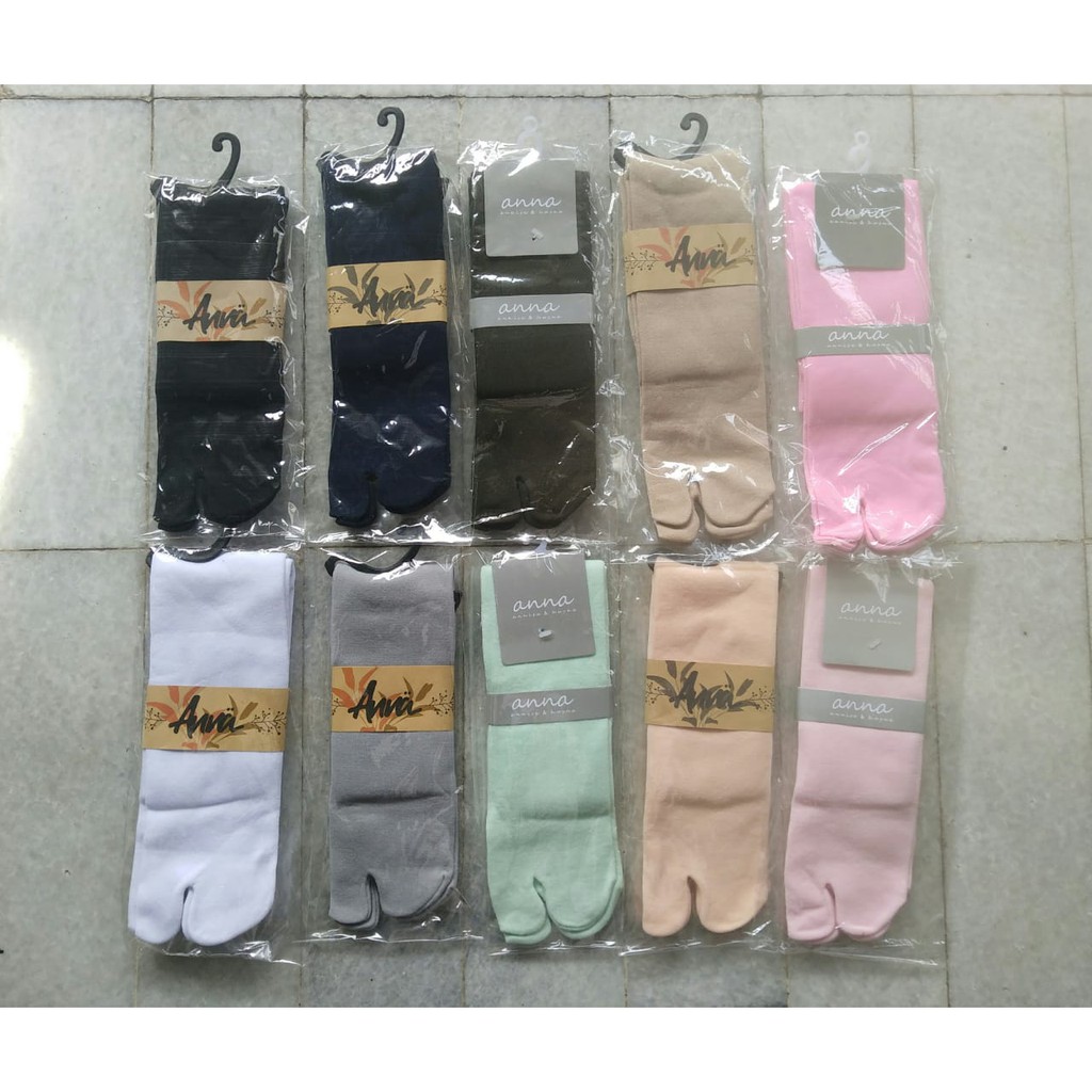 Kaos kaki anna jempol polos ukuran L