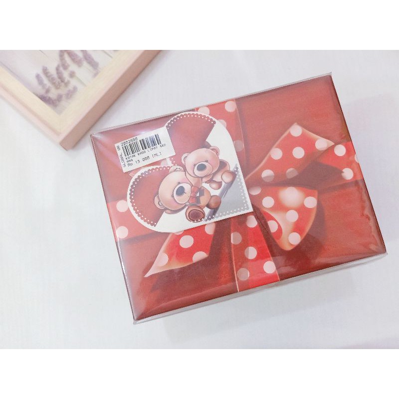 

Kotak Kado Uk. 14,5 Cm X 11 Cm X 9 Cm