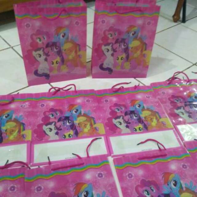 

Paper bag little pony