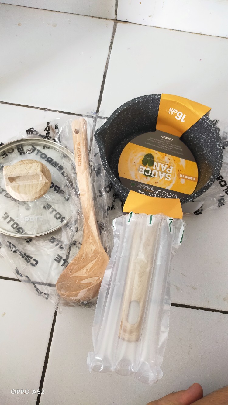 Carote Essential Woody Panci Susu Anti Lengket 16/18cm  Lengkap Dengan Tutup
