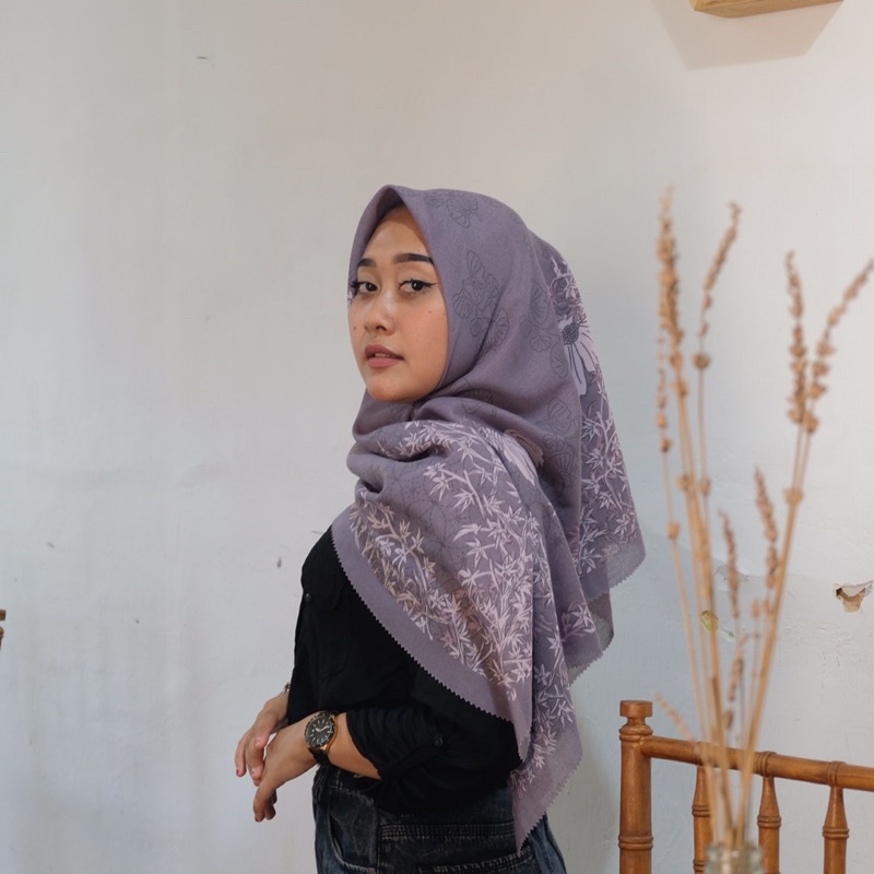 HIJAB VOAL PREMIUM LASERCUT / HIJAB VOAL SQUARE LASERCUT PREMIUM / HIJAB VOAL MOTIF / HIJAB LILAC