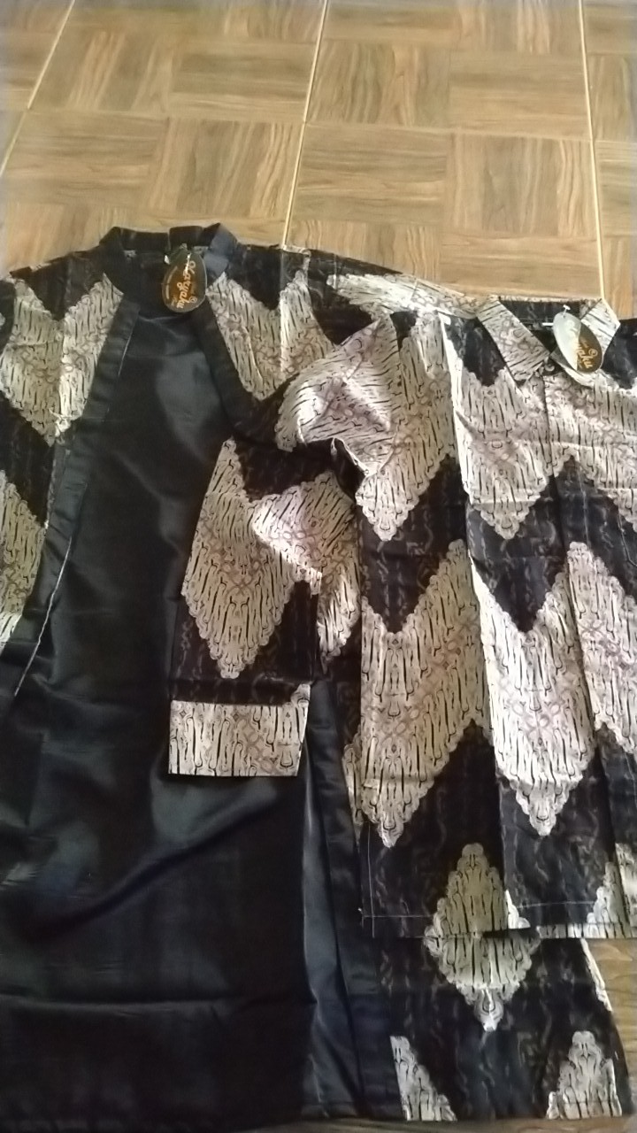 Dress Batik Couple• Set Pakaian Couple Zigzag Karyaku • Kemeja Batik Pria Premium High Quality