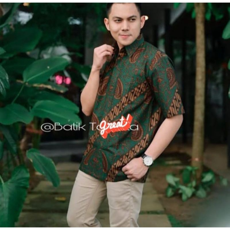 Kemeja Batik Lengan Pendek