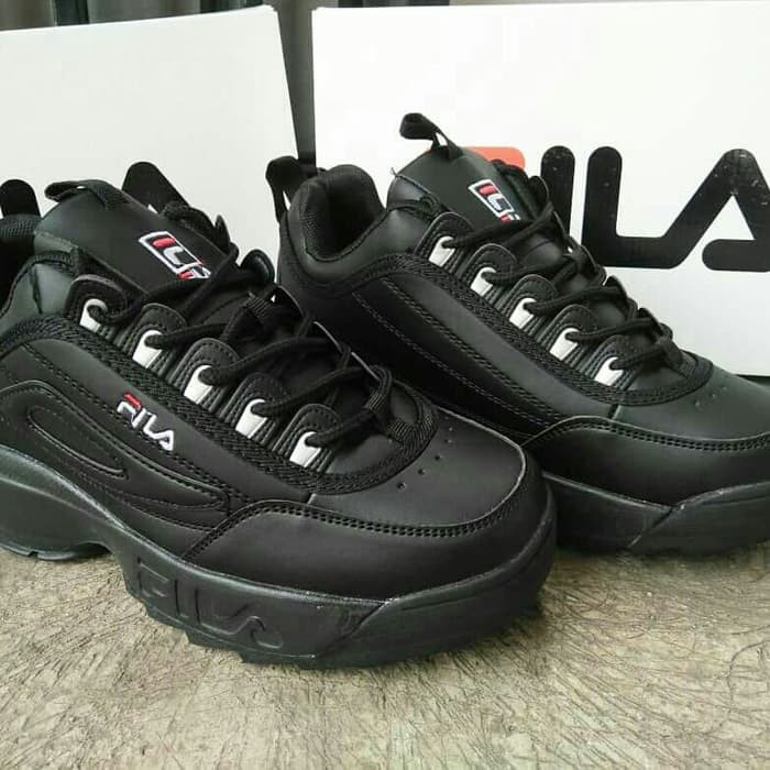 sepatu fila disruptor