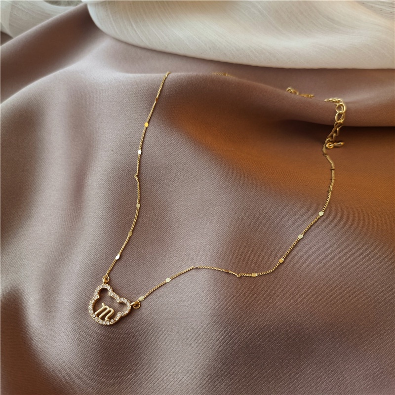 Kalung Rantai Dengan Liontin Huruf M + Beruang Untuk Wanita