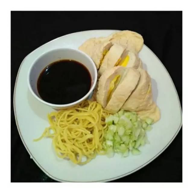 

Pempek Kapal Selam Sinar Oki