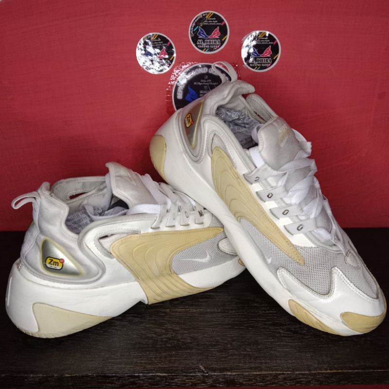 nike zoom 2000