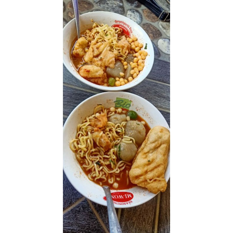 

cilokgoang isi ayam pedas