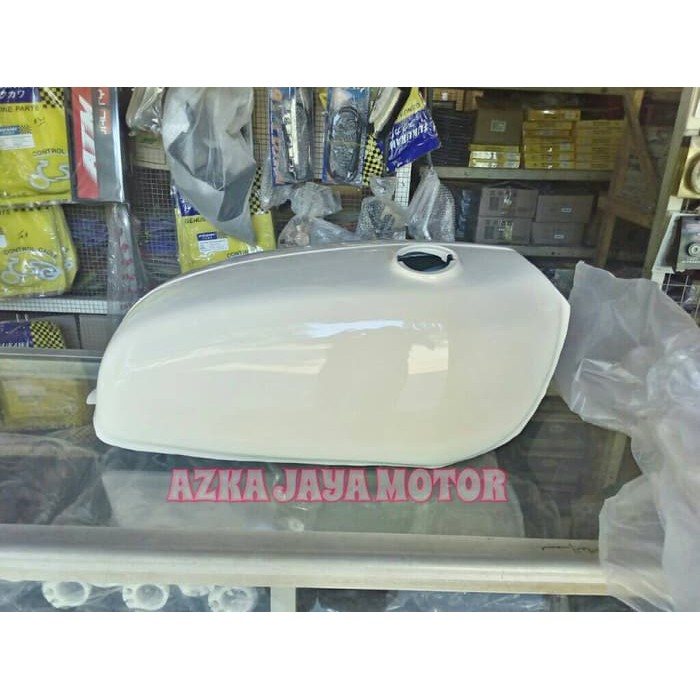 Tangki Honda CB 100 warna putih dan Merah