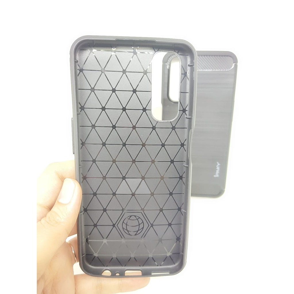 Case Slim Fit Carbon Realme Narzo 20 Pro 6.5 inchi Softshell Fiber Multi Carbon Anti Melar