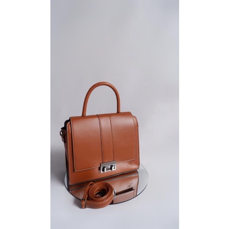 montana hand bag & saling bag