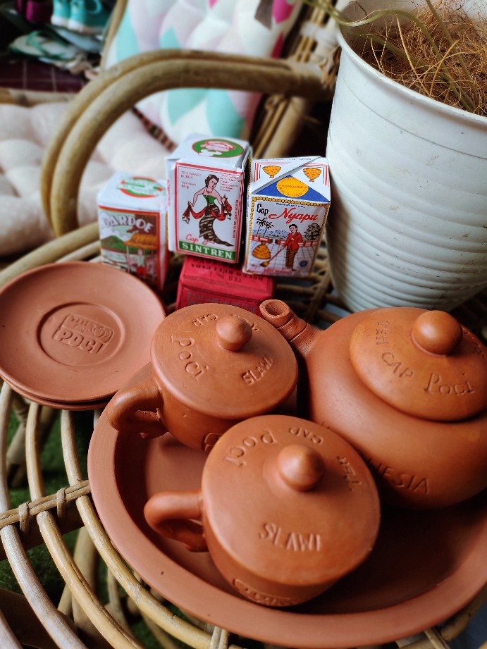 Poci Set Tanah Waluh