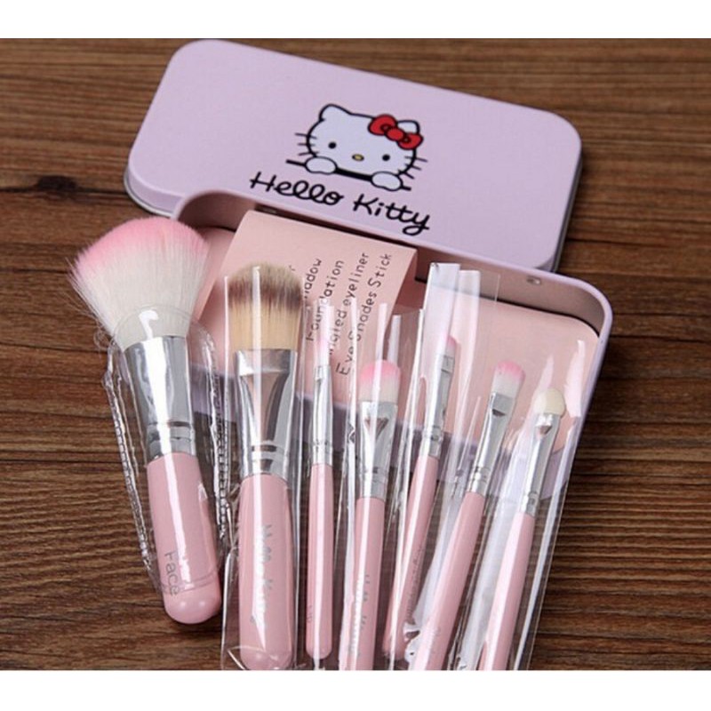 BRUSH SET KUAS MAC HELLO KITTY PINK ISI 7 KUAS MAKE UP KOSMETIK MAKEUP