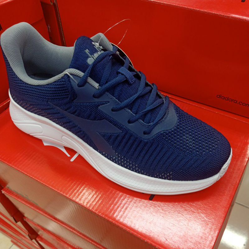 BEST SELLER  Diadora Original BNIB 100% Sepatu Casual/ ercla