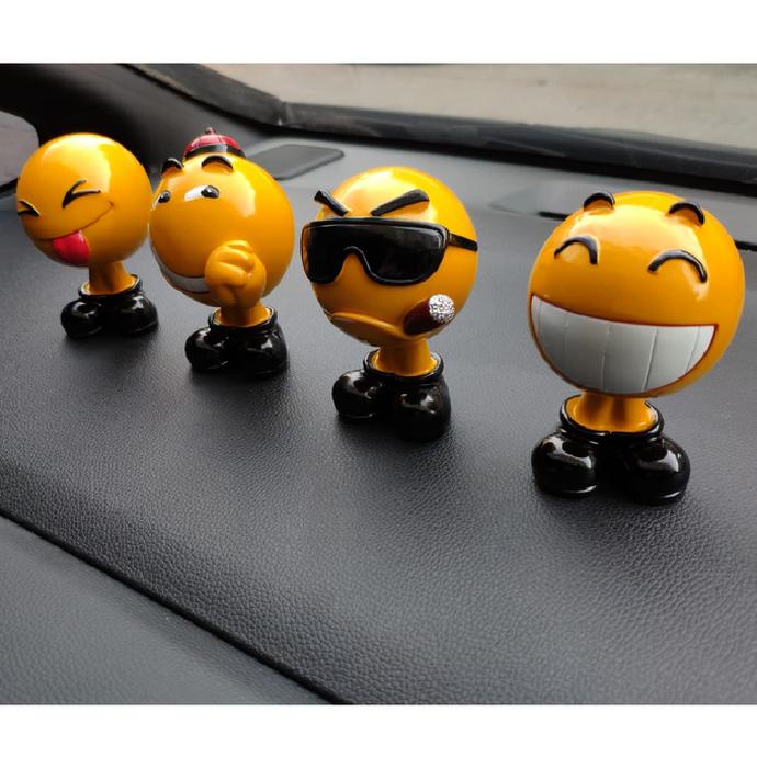 3D Emoticon Figure Kepala Goyang Dashboard Pajangan Hiasan Mobil
