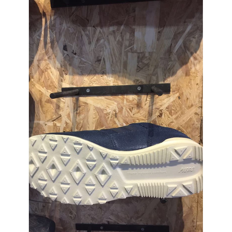 Dijual Sepatu casual piero original Jogger Full mesh insignia blue new 2017 Murah