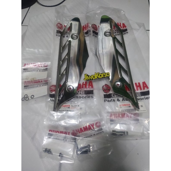 Cover list garnis garnis accesories asesoris bordes bawah injekan pijakan kaki yamaha mio sporty mio