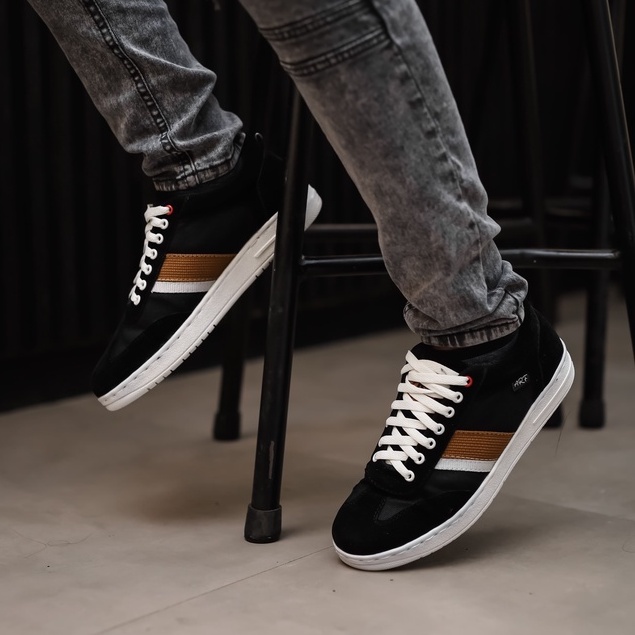 WILSON BLACK |ManNeedMe x ARF| Sepatu Sneakers Pria Casual Canvas Shoes ORIGINAL