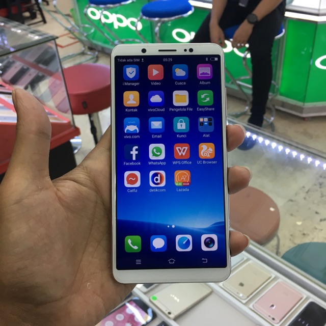 Vivo V7plus 4 64 Gold Mulus Vivo Murah Vivo Bekas Hp Murah Second Rasa Baru Android Murah Shopee Indonesia 