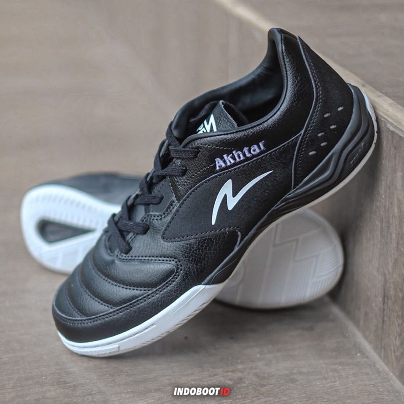 Specs Metasala Maverick Black