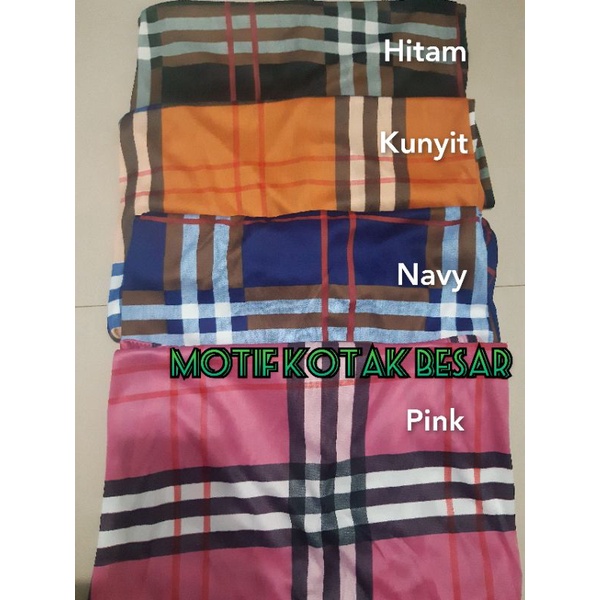 CELANA PANJANG MOTIF KOTAK BESAR