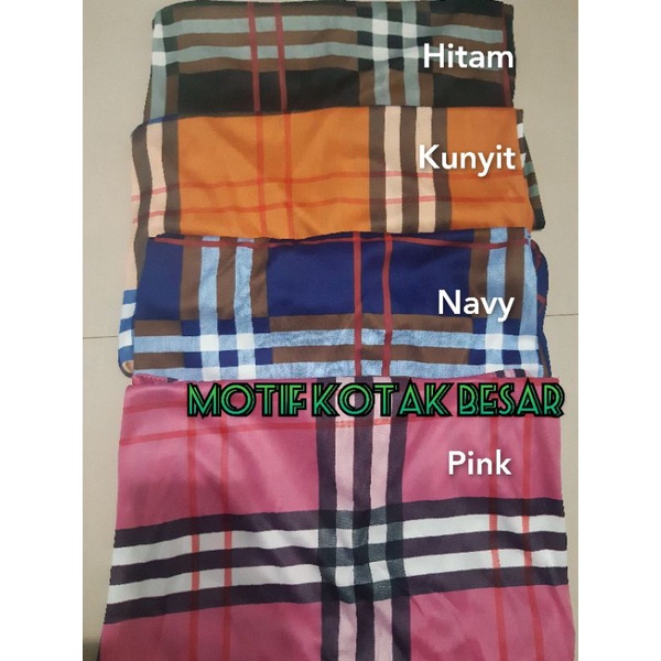 CELANA PANJANG MOTIF KOTAK BESAR