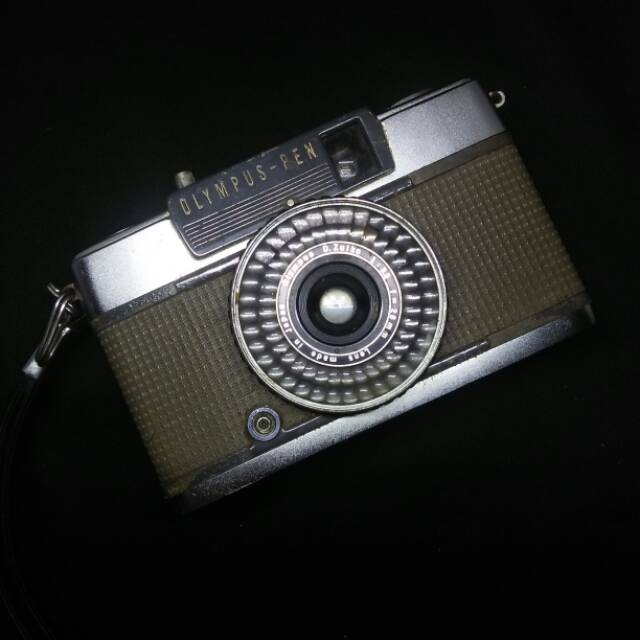 KAMERA ANALOG OLYMPUS PEN EE2