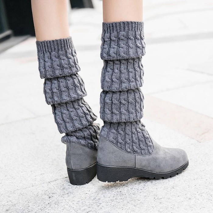 Sepatu boots wanita selutu bahan rajut Winter overknee Knit boots