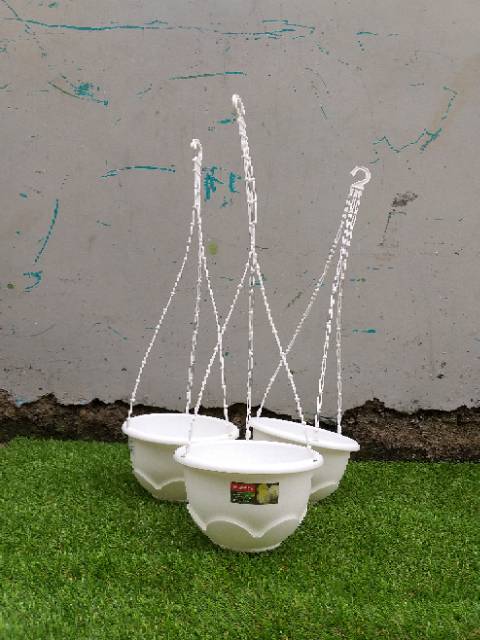 Pot bunga gantung clover no 07 lionstar warna putih keramik 22cm