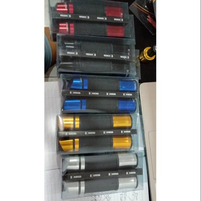 Handgrip Jalu Miring CNC Hinowa ( sepasang )