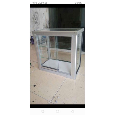 etalase kaca  ukuran rokok