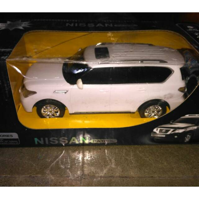 Diecast remotcontrol/mainan anak mobil remot/mainan anak mobil remot nissan/mainan mobil rc