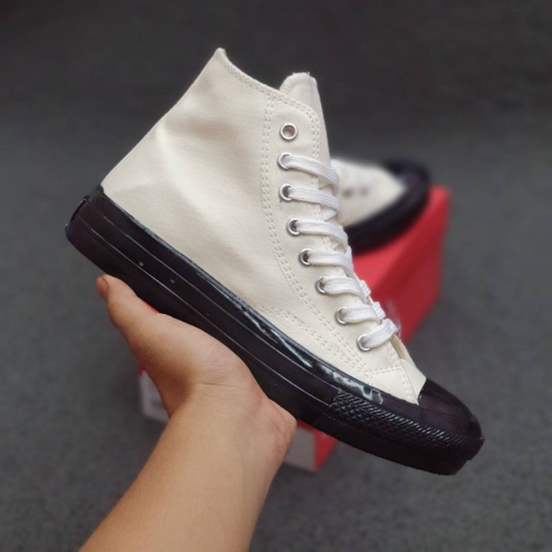 converse black toe