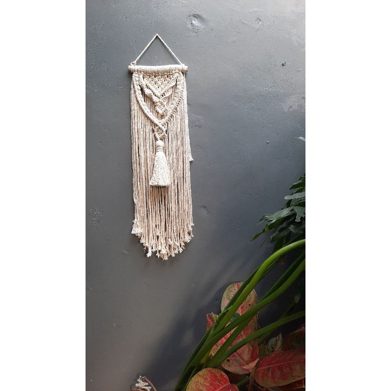 Hiasan dinding rajut Makrame