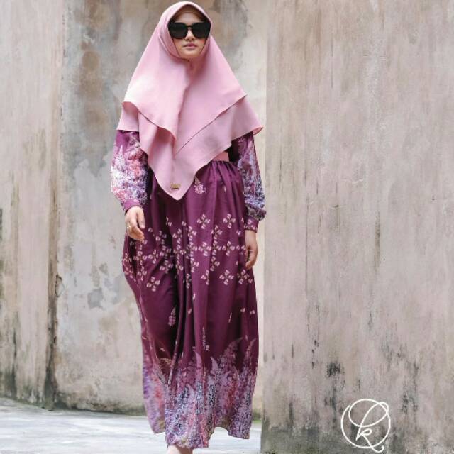 LUPINE KICIKS (ONLY DRESS)