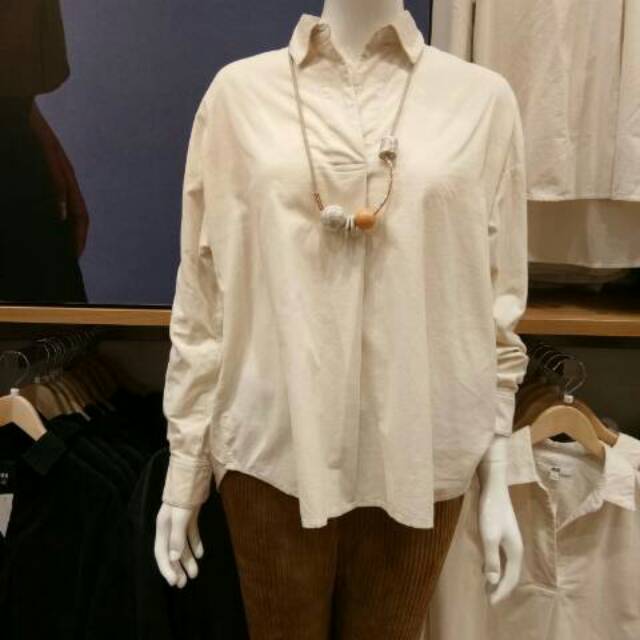 UNIQLO ~ Kemeja kerah skipper