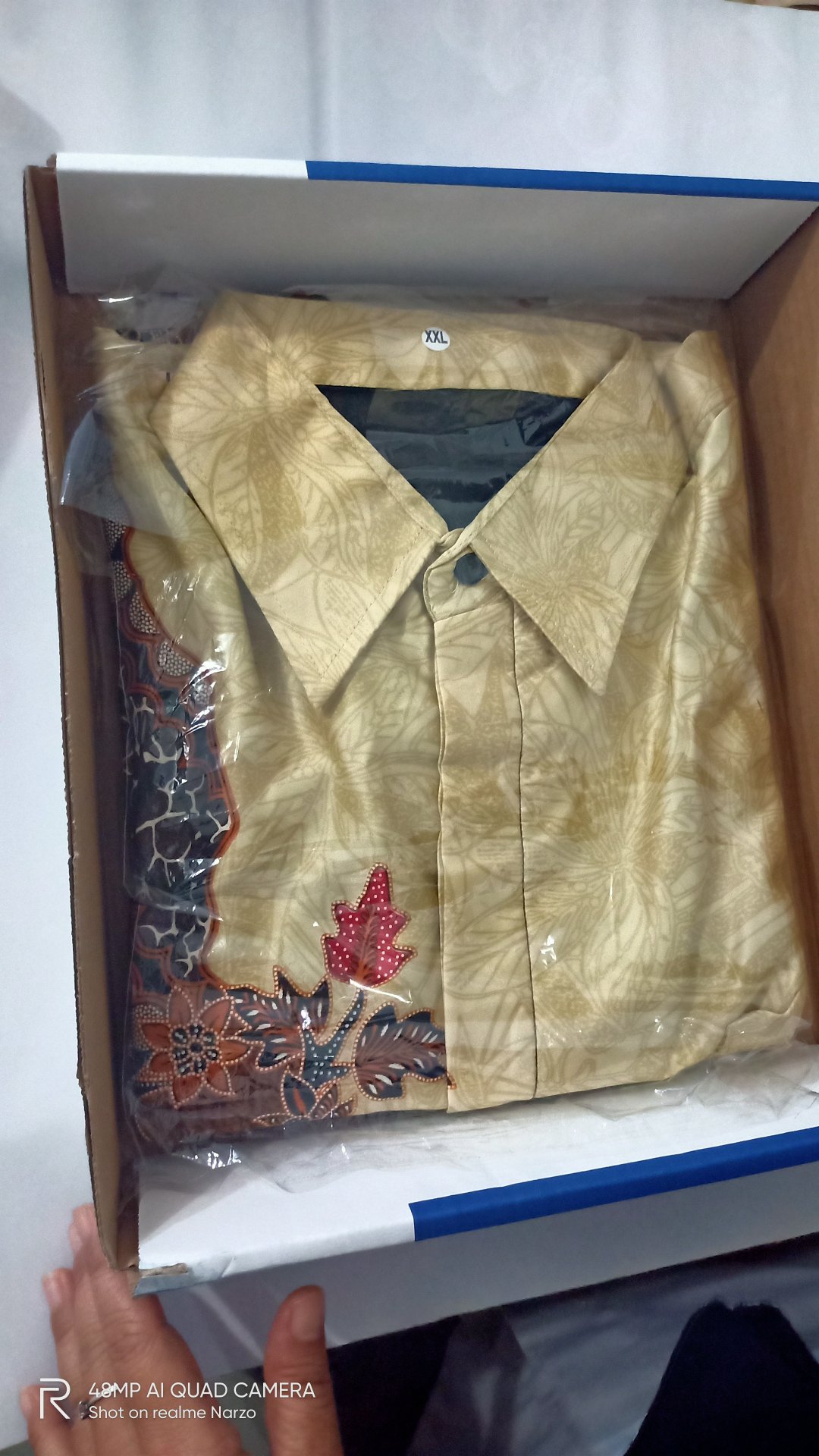 Kemeja Batik Semi Sutra Berfuring Lengan Pendek Elegan Size Jumbo M L Xl Xxl Halus Nyaman Dan Adem 1