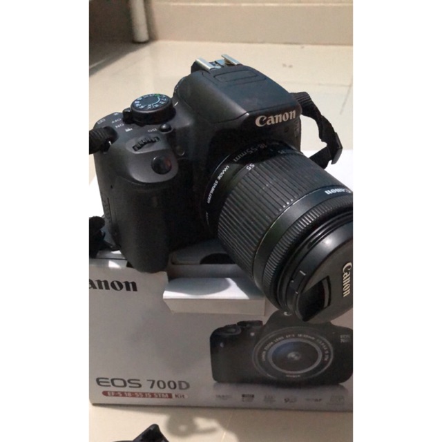 Camera CANON 700D + Lensa Kid Second Free Tas Marka + Cleaning Kid