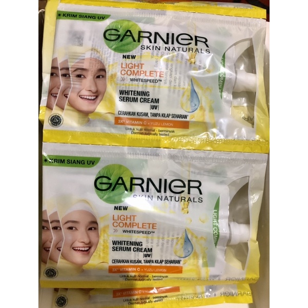 GARNIER Krim Siang LIGHT COMPLETE Kuning Sachet 7 ml