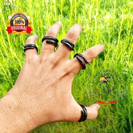 Cincin akar Bahar hitam asli