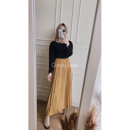 Suede Pleats Skirt Import