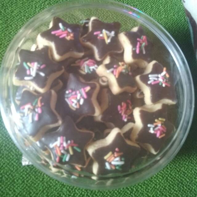 

Kuker bintang coklat / kue kering bintang coklat