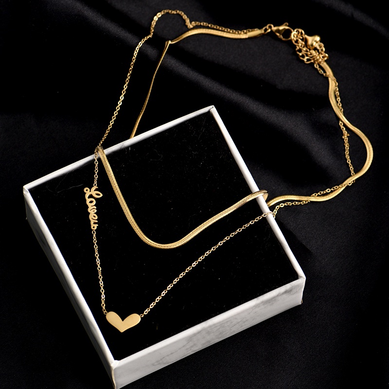 Kalung Rantai Tulang Selangka Bahan titanium steel Lapis Emas 18k Bentuk Hati Untuk Pria Dan Wanita