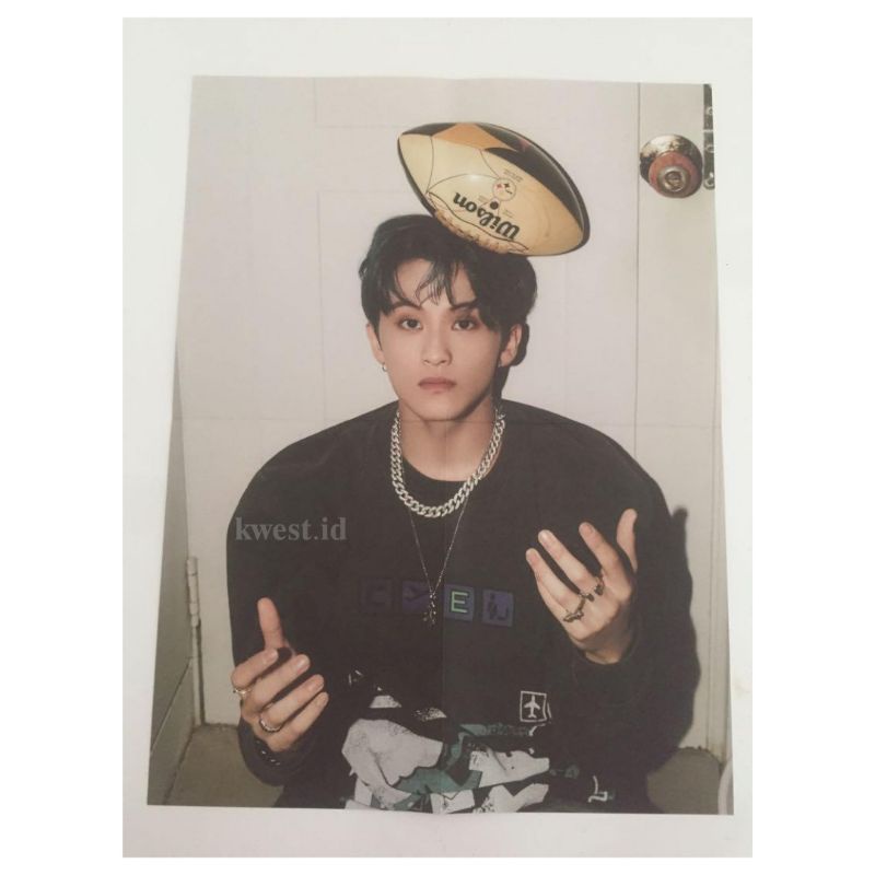 OFFICIAL FOLDED POSTER MARK BORING VER. HOT SAUCE THE 1ST ALBUM NCT DREAM 127 SUPERM PC JENO JAEMIN 