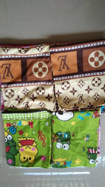 PAKET SARUNG bantal dan guling karakter