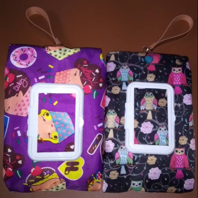 Tempat Tisu Kering Basah